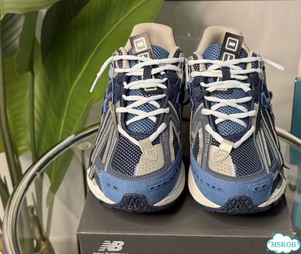 Кроссовки New Balance 1906A фото 4