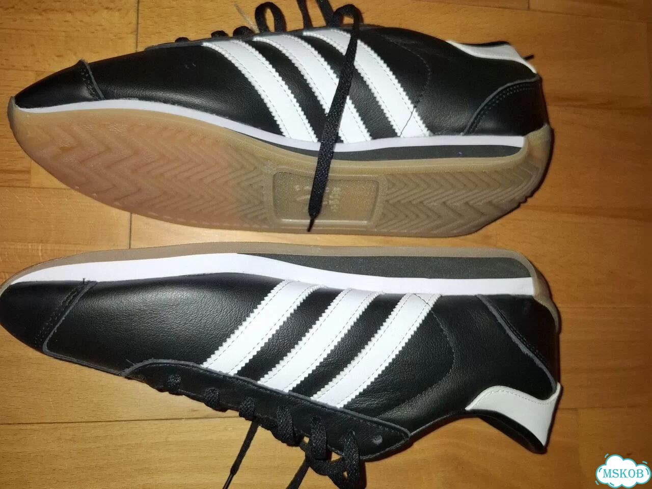 Кроссовки Adidas новые фото 4