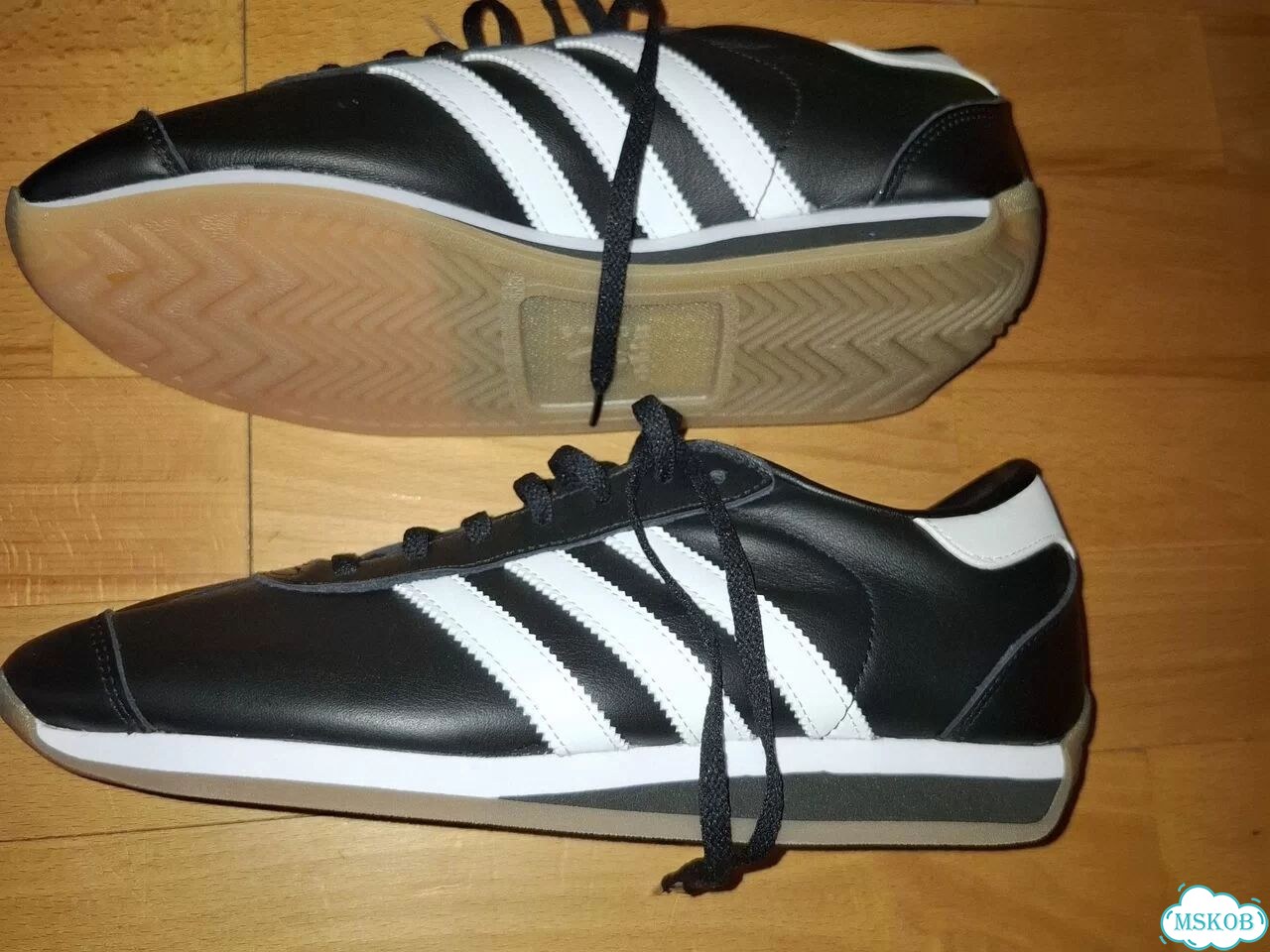 Кроссовки Adidas новые фото 5