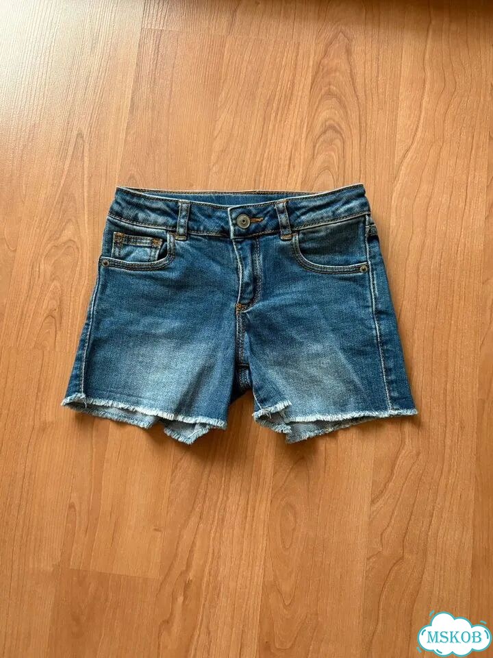 Шорты на девочку Zara (110) фото 1