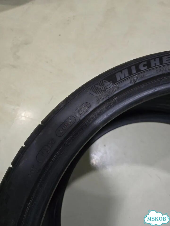 Michelin Pilot Sport 4 S 285/30 R21 фото 4