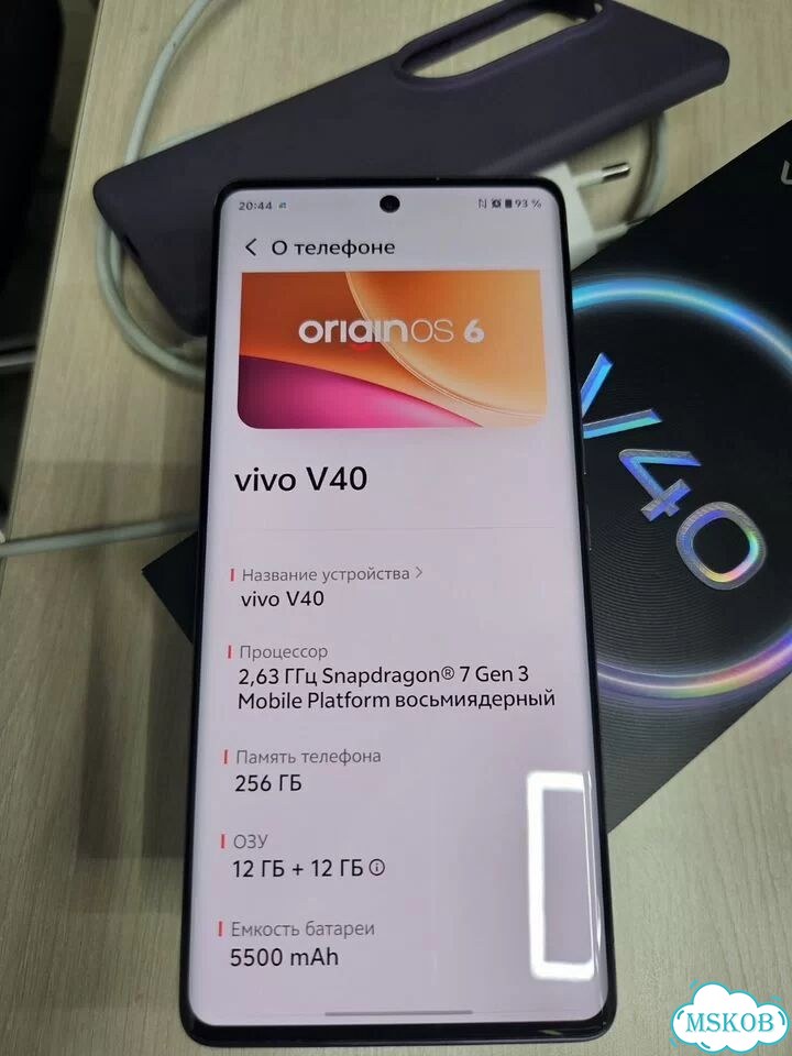 vivo V40, 12/256 ГБ, 2 SIM фото 2