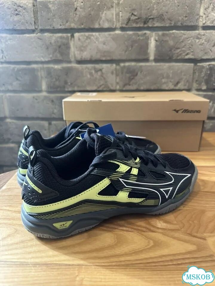 Кроссовки Mizuno Wave 36,5 для настольного тенниса фото 3