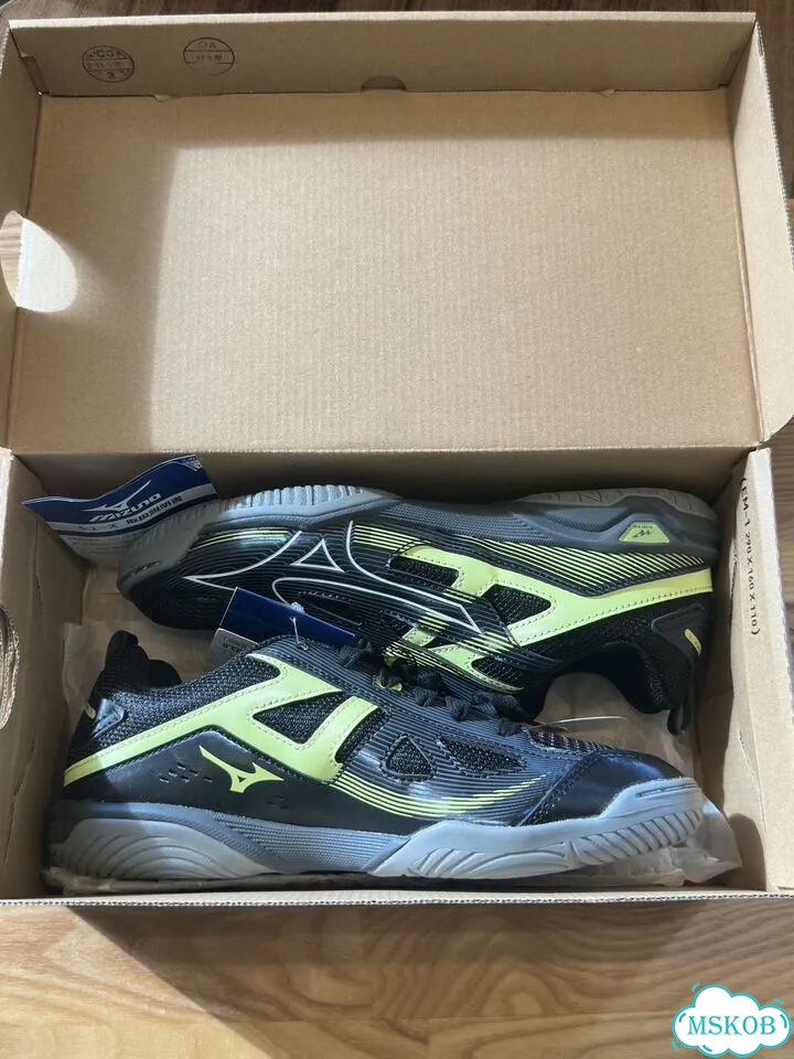 Кроссовки Mizuno Wave 36,5 для настольного тенниса фото 4