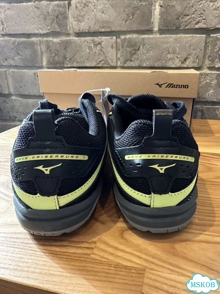 Кроссовки Mizuno Wave 36,5 для настольного тенниса фото 6