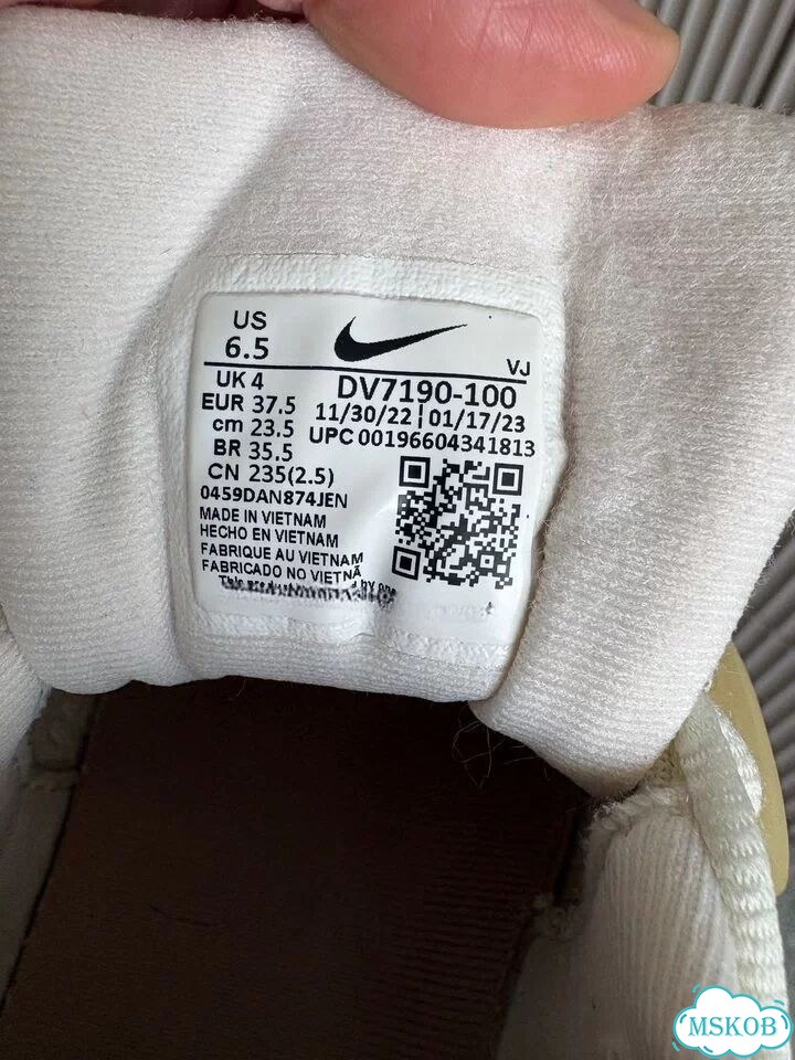 Кроссовки nike женские фото 2