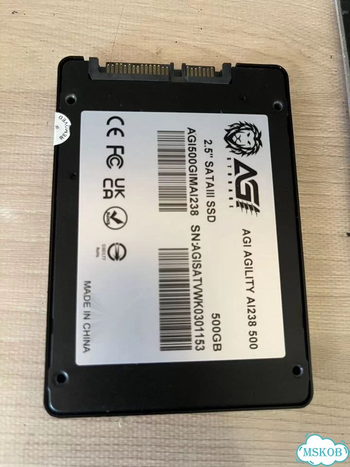 Жесткие диски SSD формат 2.5 фото 4