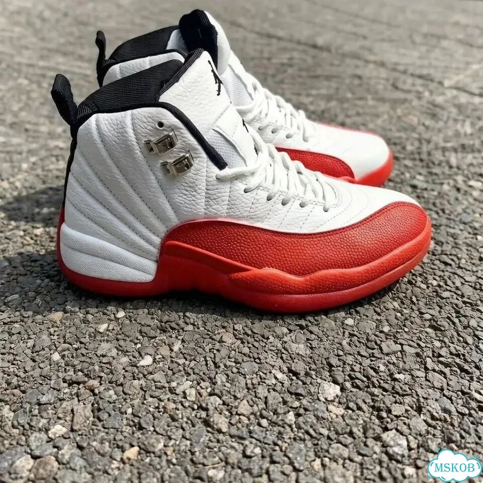 Air Jordan 12 Retro мужские кроссовки EU 40 фото 1