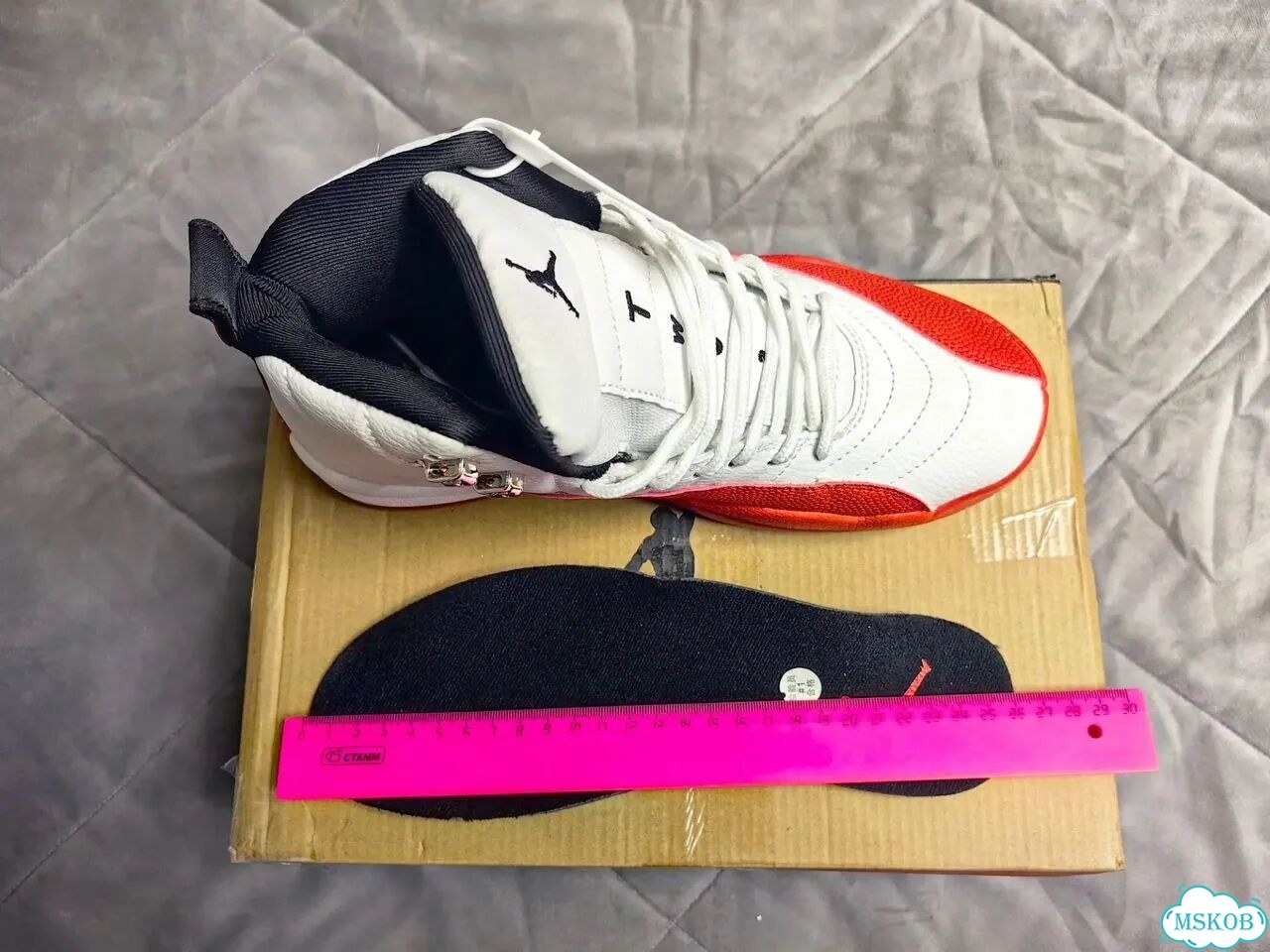 Air Jordan 12 Retro мужские кроссовки EU 40 фото 8