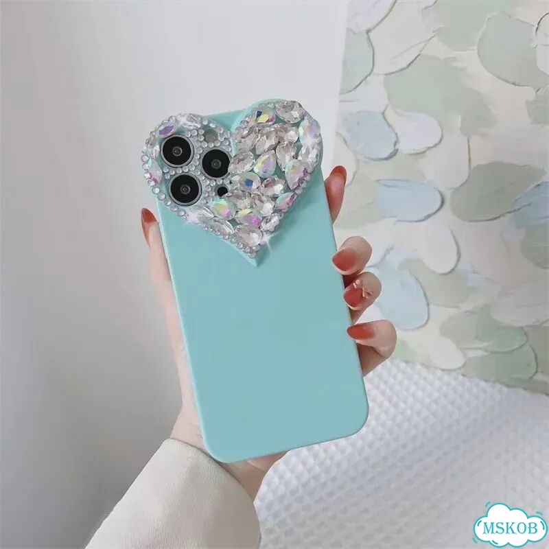 Прозрачный чехол для iPhone 16 Pro Max с сердцем и стразами фото 5