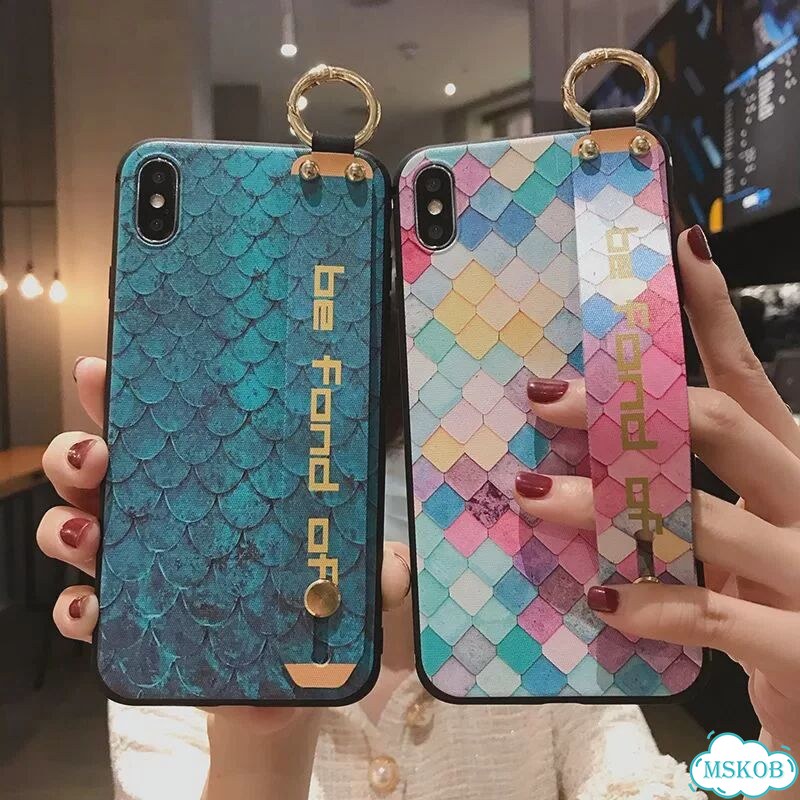 Чехол для iPhone 15 Plus Style 2 с держателем на запястье фото 2