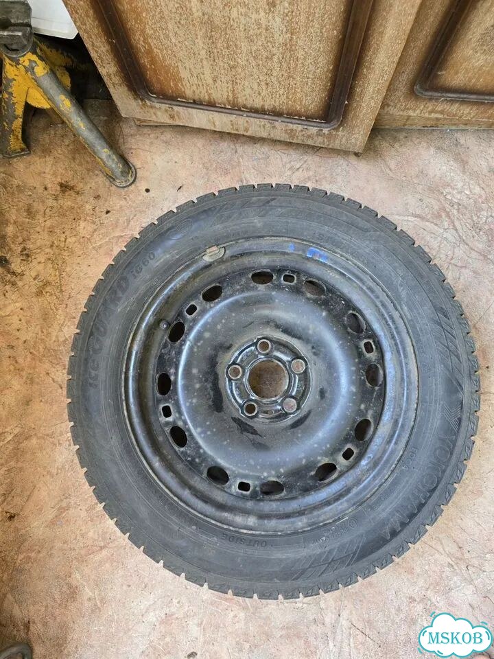 Резина зимняя R15 185/60 фото 1