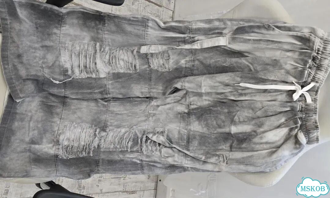 Джинсы Balenciaga painted type фото 2