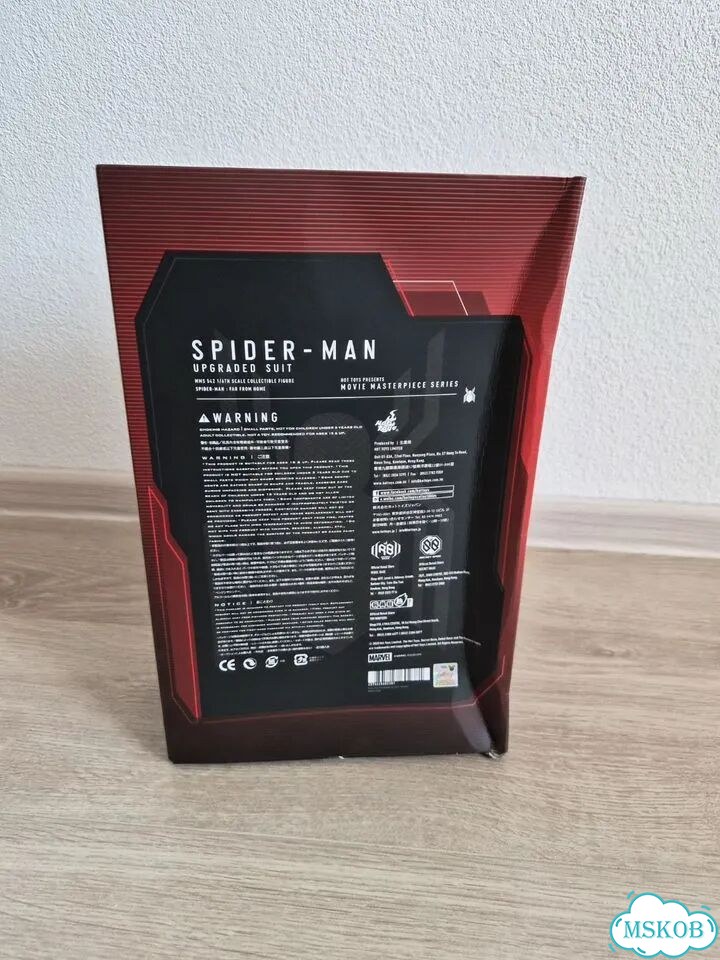 Фигурка Hot Toys MMS542 1/6 Spider-Man фото 4