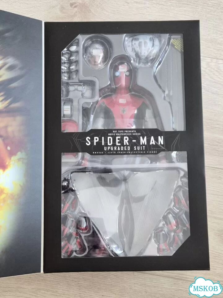 Фигурка Hot Toys MMS542 1/6 Spider-Man фото 9