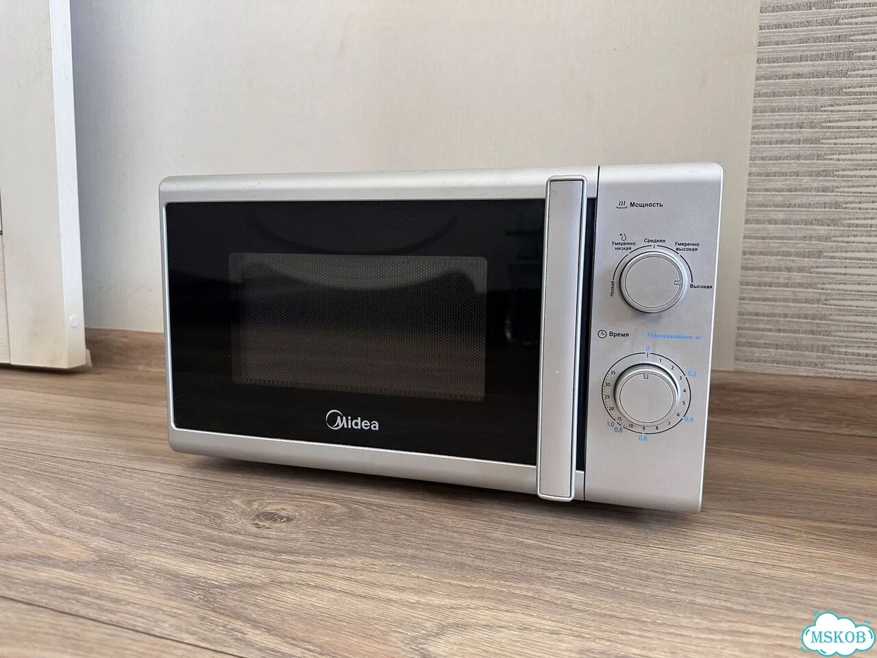 Микроволновая печь midea 20л чистая фото 1