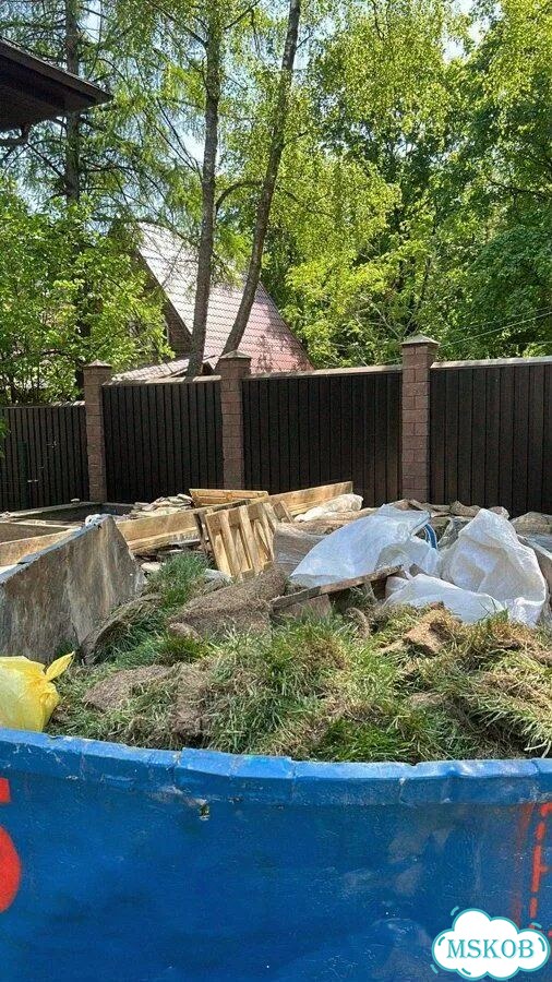 Вывоз мусора контейнером 8-20-27 м3 фото 10