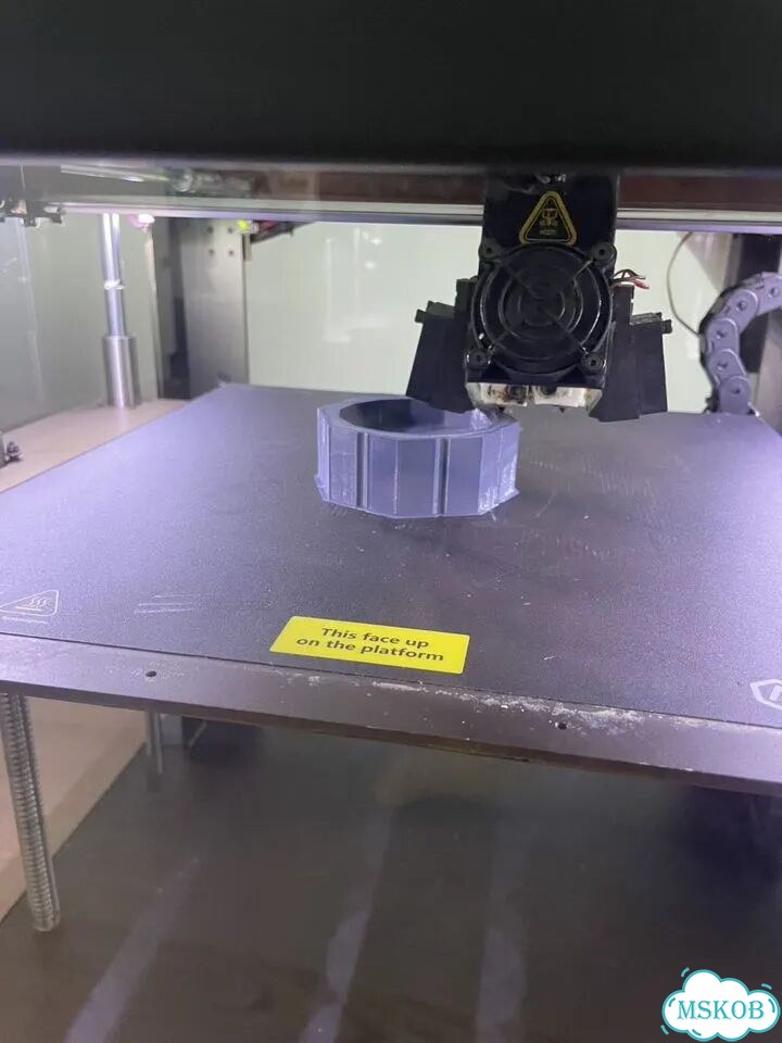 3D принтер Raise Pro 2 фото 3