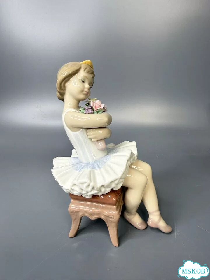 Статуэтка Первое выступление Lladro фото 4