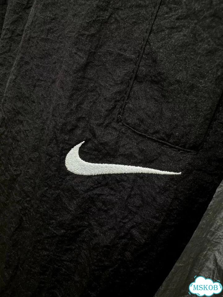 Трендовые штаны Nike new 2026 фото 4
