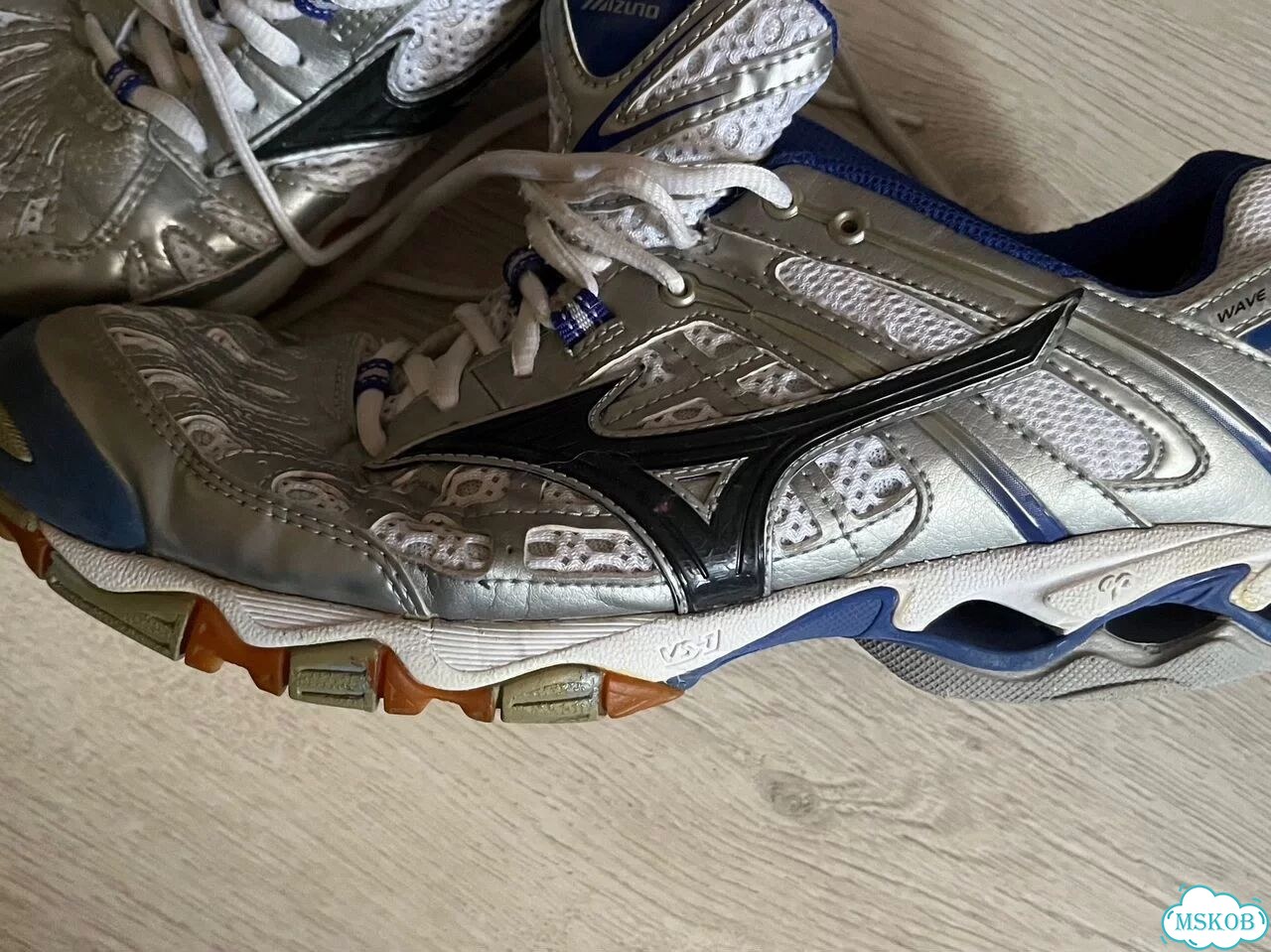 Кроссовки волейбольные Mizuno фото 1