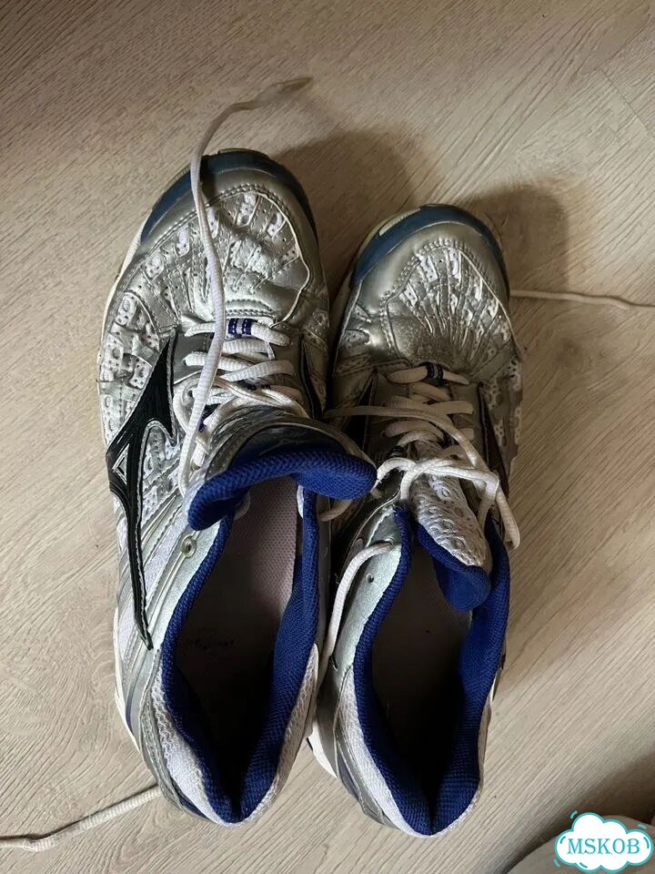 Кроссовки волейбольные Mizuno фото 2