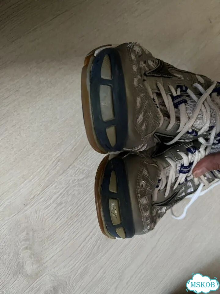 Кроссовки волейбольные Mizuno фото 4