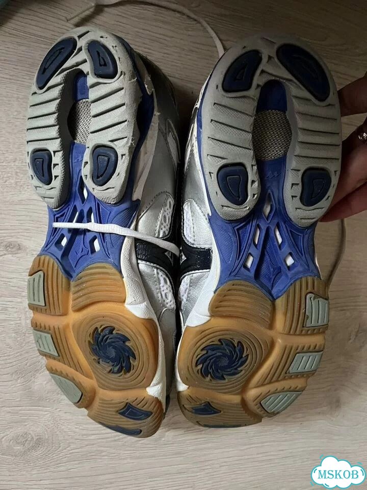 Кроссовки волейбольные Mizuno фото 5