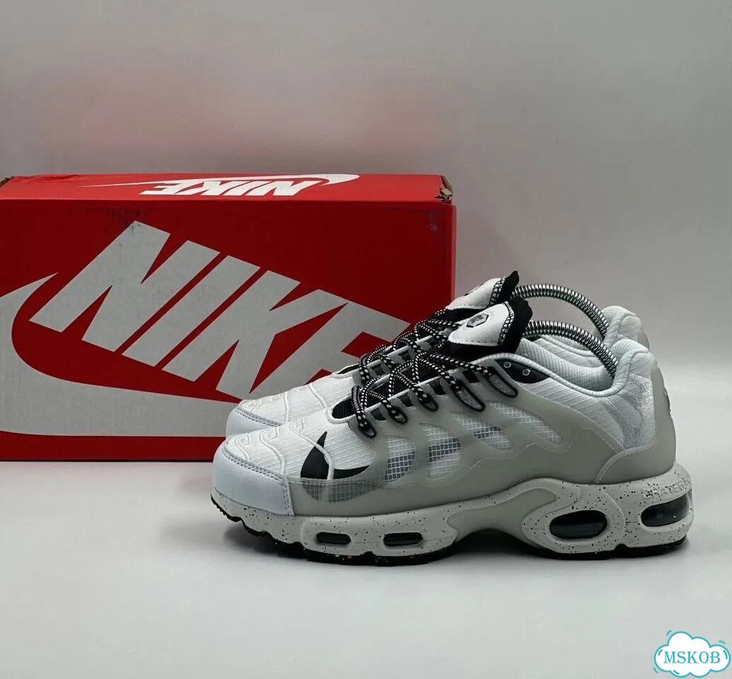 Nike Air Max Plus White Black фото 3
