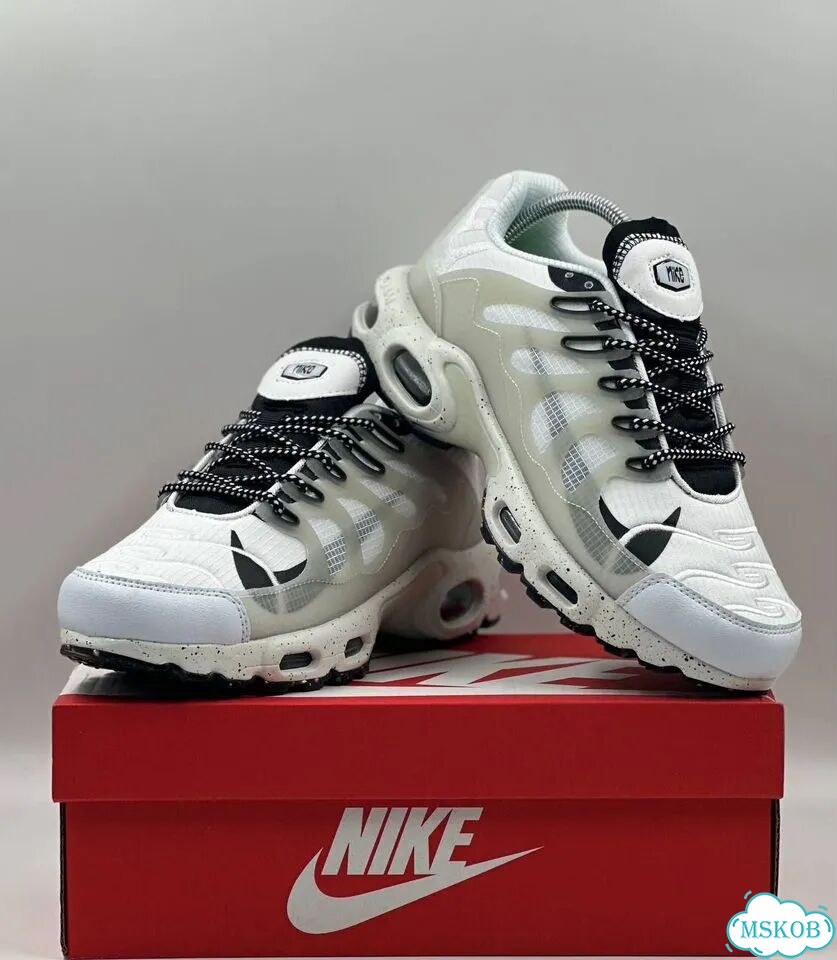 Nike Air Max Plus White Black фото 8