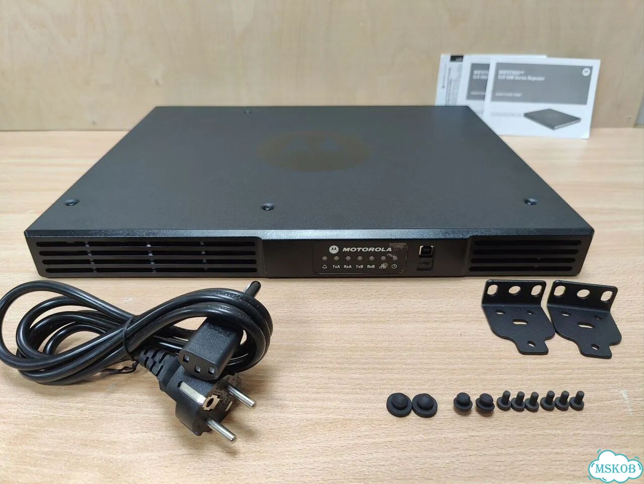 Ретранслятор Motorola SLR 5500 VHF новый фото 7