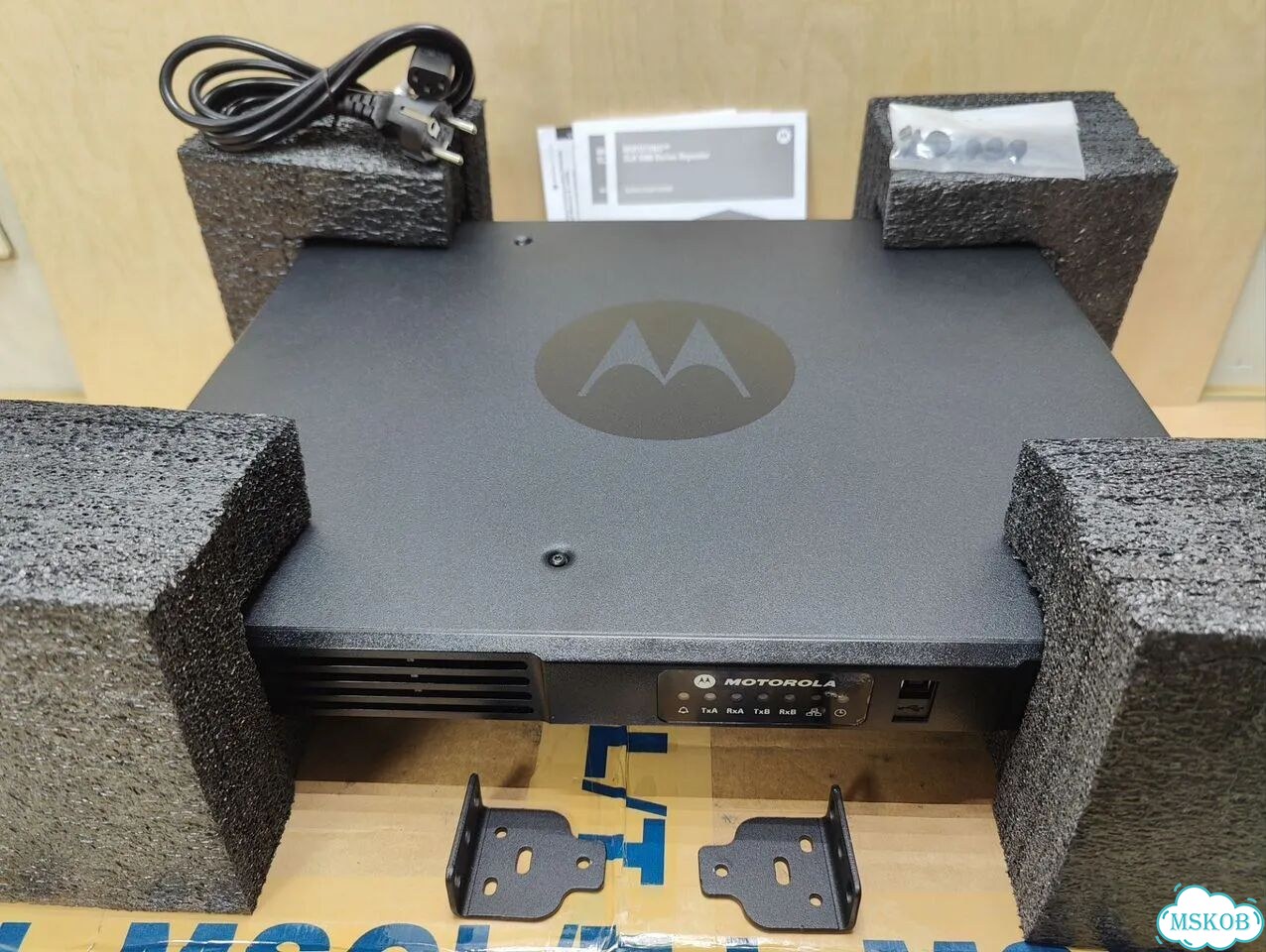 Ретранслятор Motorola SLR 5500 VHF новый фото 9