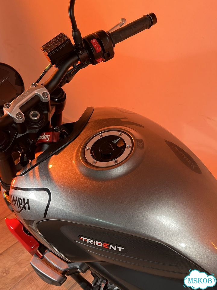 Triumph Trident 660, 2021, 25 805 км фото 11
