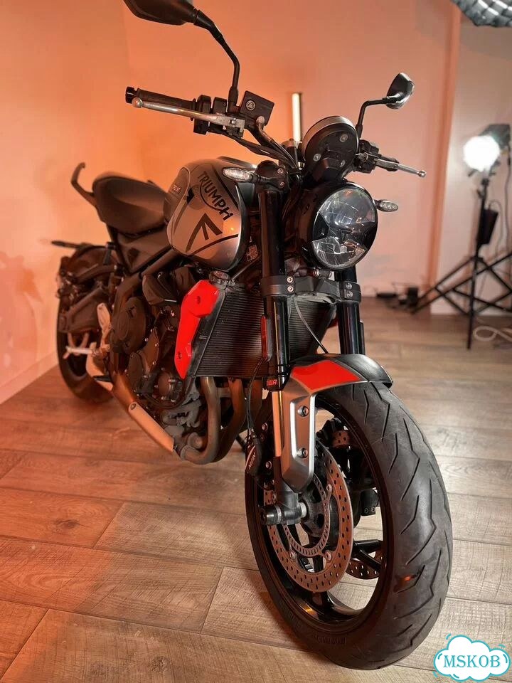Triumph Trident 660, 2021, 25 805 км фото 3