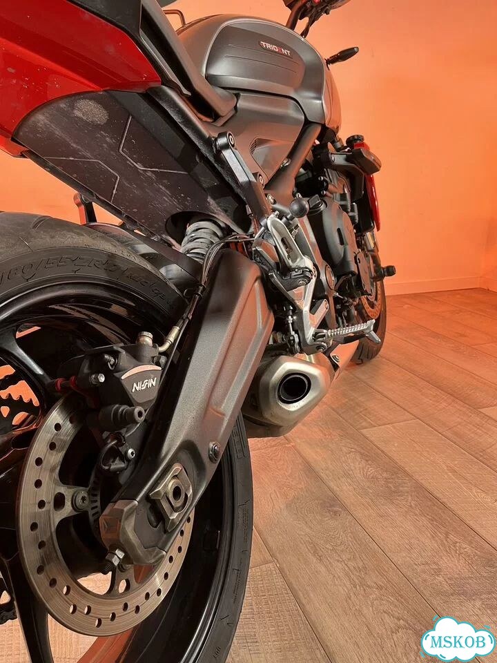 Triumph Trident 660, 2021, 25 805 км фото 6