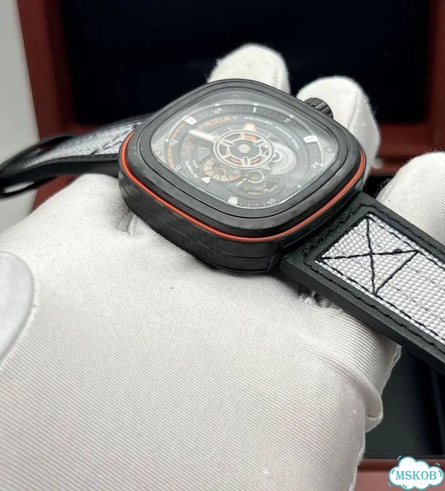 Часы Sevenfriday Automatic фото 5