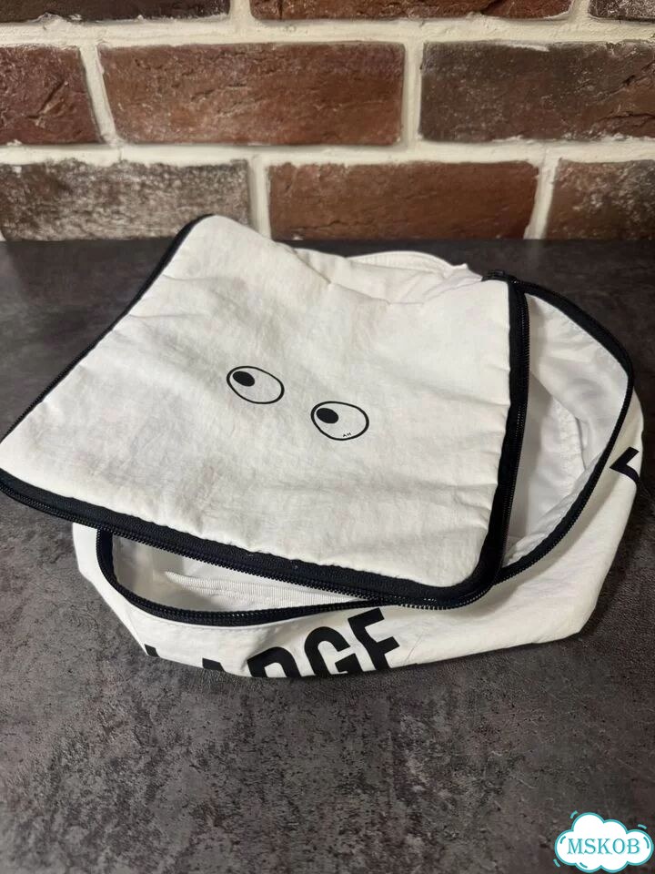Косметичка кейс Anya Hindmarch Uniqlo фото 3