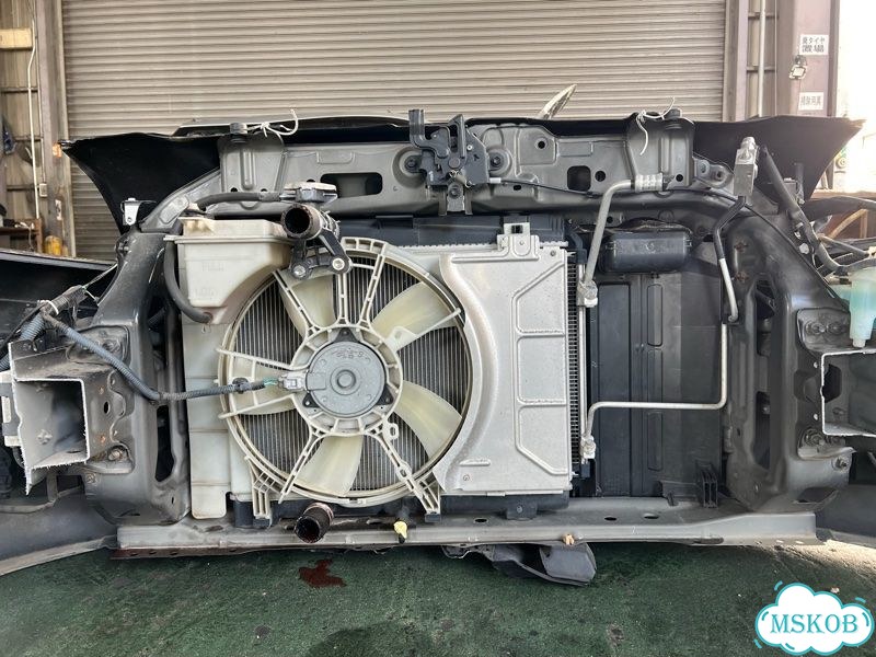 Ноускат Toyota Vitz 2005-2011г фото 4