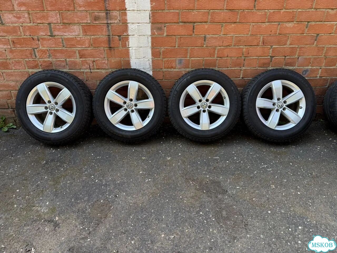 Колеса VW Tiguan R17 зимние фото 2