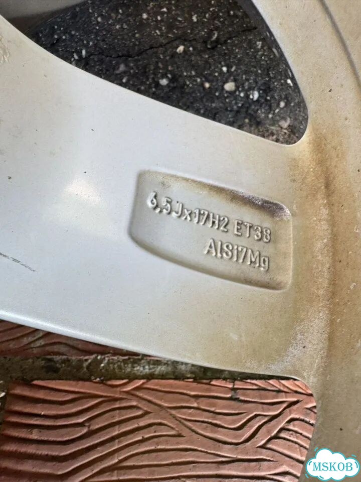 Колеса VW Tiguan R17 зимние фото 9