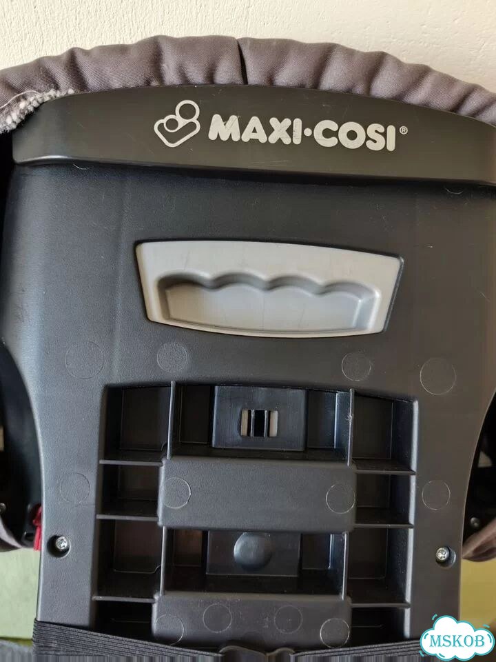 Автомобильное детское кресло 9 - 36 кг maxi-cosi фото 7