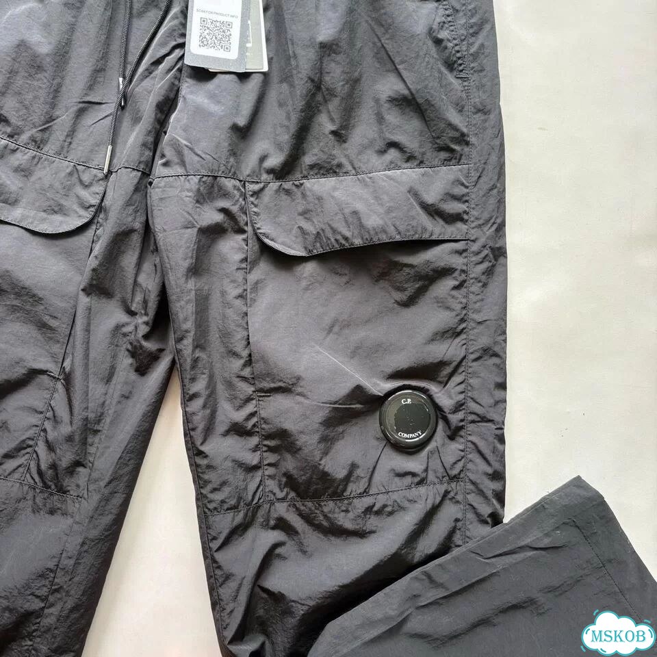 Штаны CP Company Chrome-R Loose Cargo Pants фото 3
