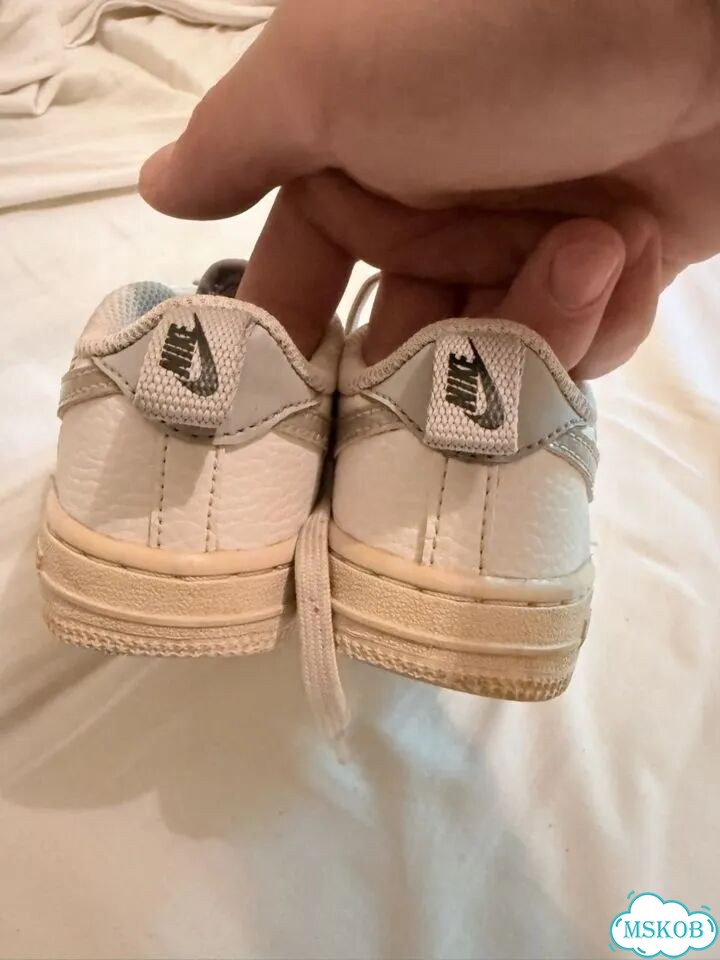 Детские кроссовки Nike. Оригинал фото 6