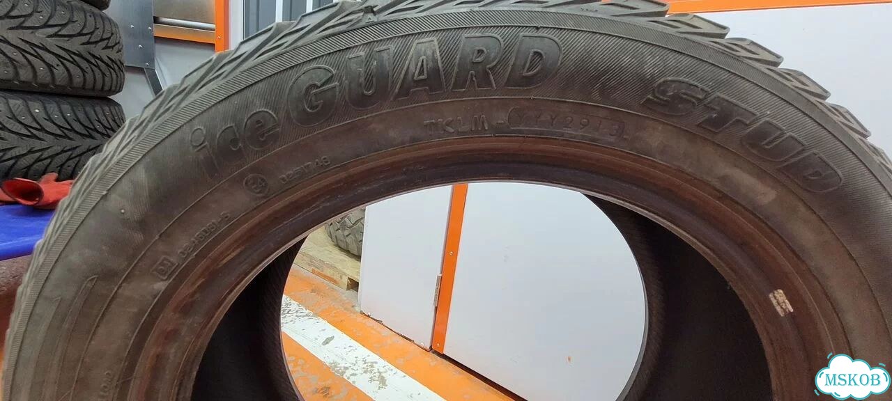 Yokohama Ice Guard Stud IG35 215/55 R17 фото 6