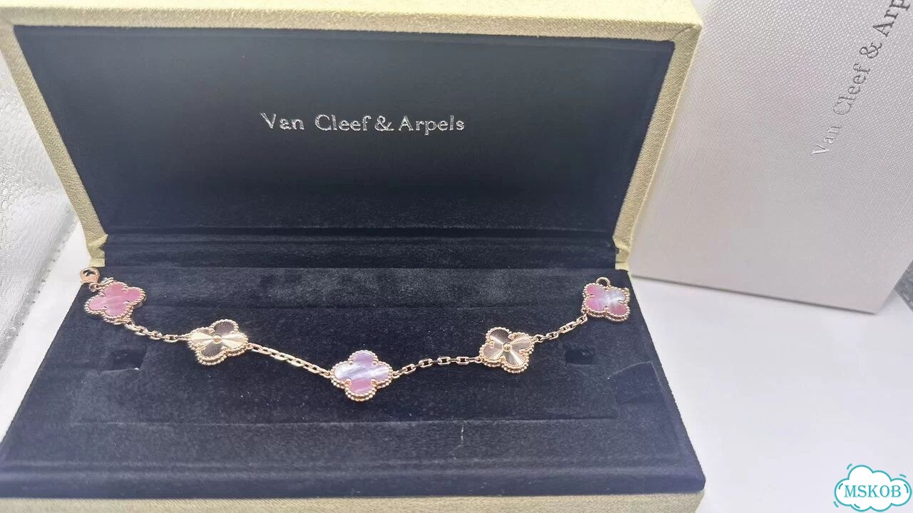 Van cleef arpels браслет розовый перламутр гильоше фото 2