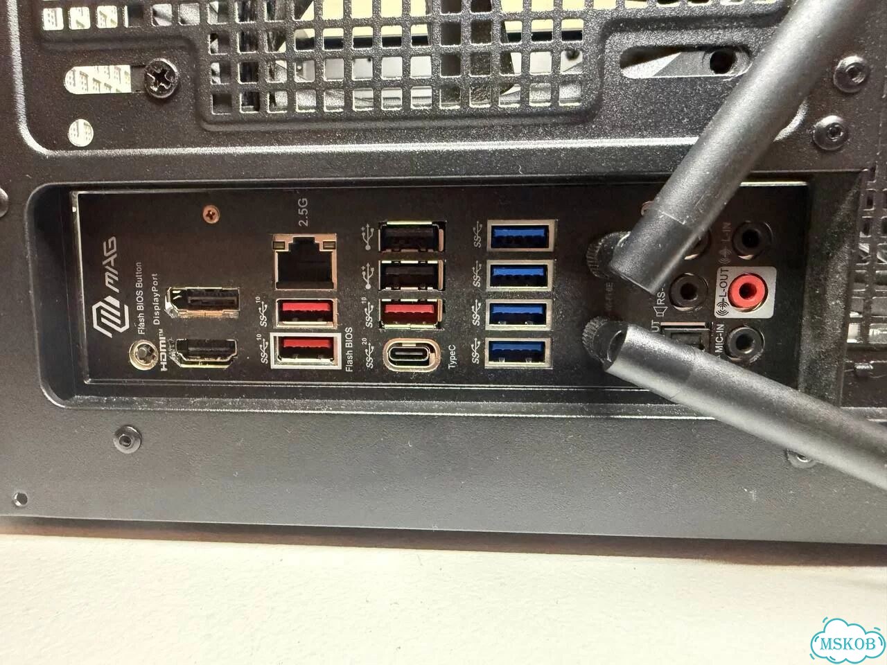 Msi MAG B650 tomahawk wifi + Ryzen 7 7700 фото 3