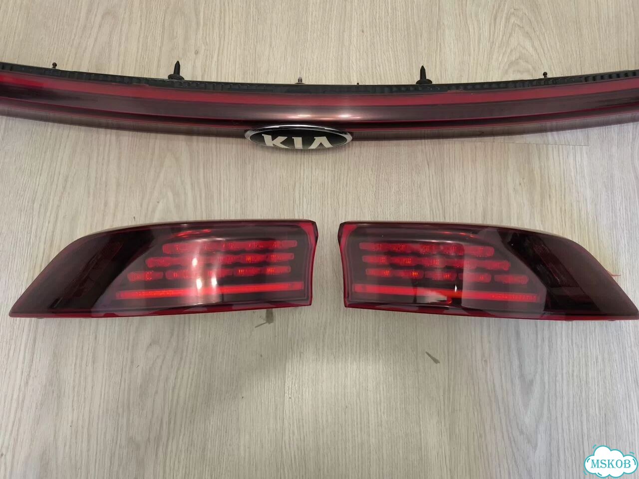 Фонарь задний KIA carnival 4 KA4 LED фото 2