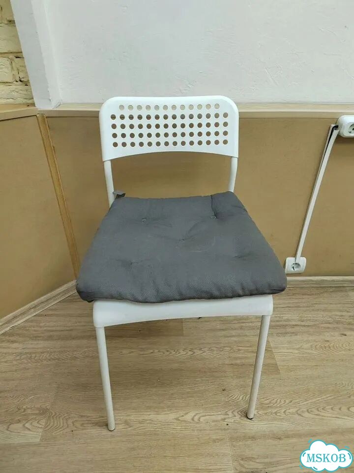 Стул IKEA фото 2