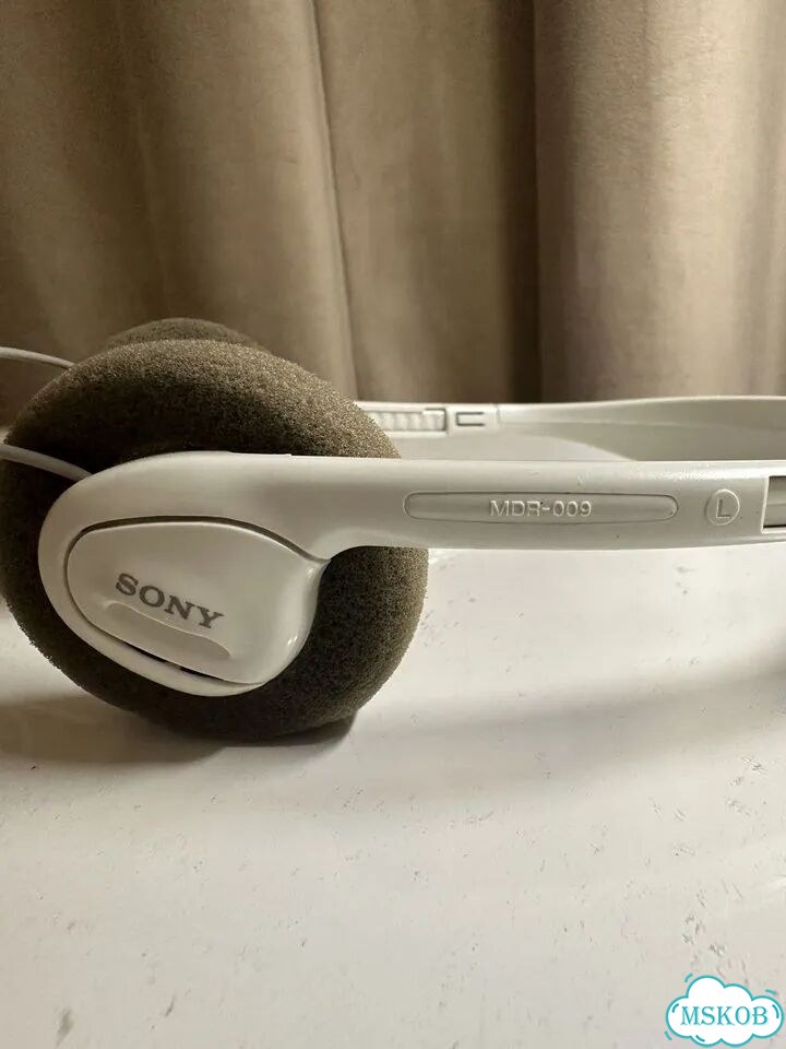 Винтажные проводные наушники Sony MDR-009 Япония фото 2