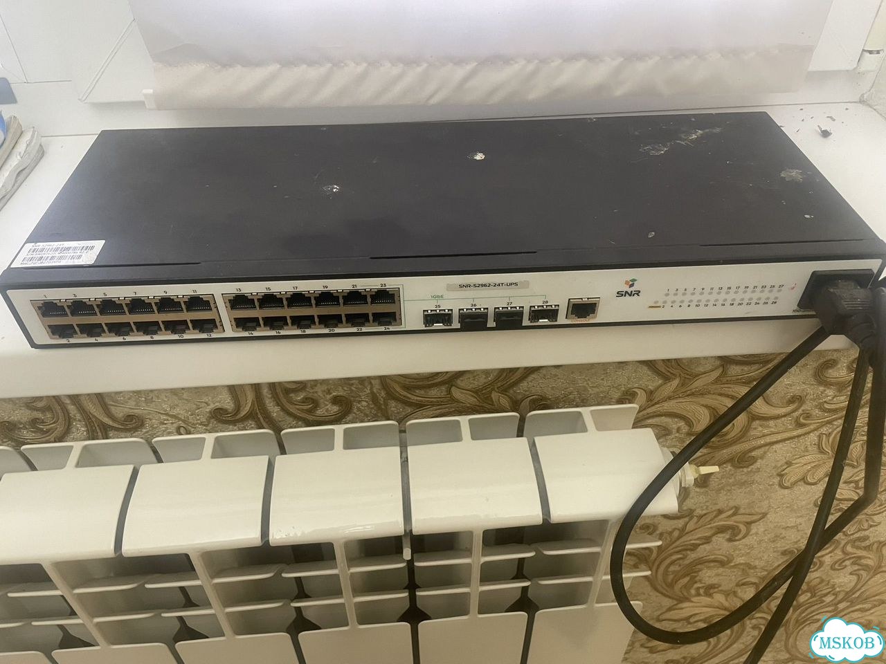 Коммутатор SNR S2962-24t-UPS фото 1
